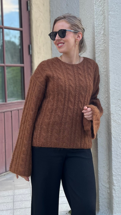 CIERRA CABLE-KNIT BISON